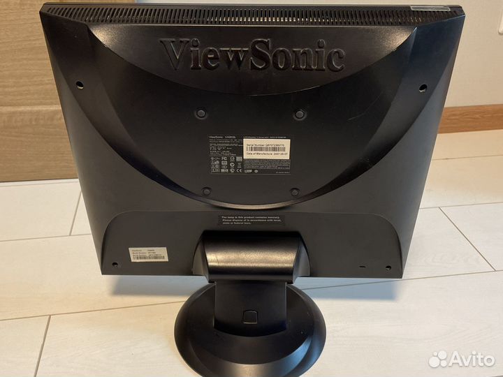 ЖК монитор 19