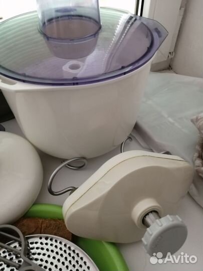 Кухонный комбайн 