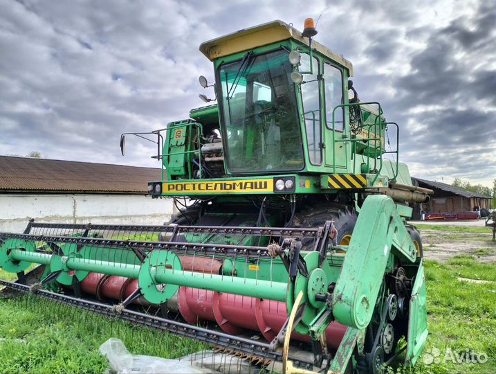 Комбайн Ростсельмаш Дон 1500Б, 2004