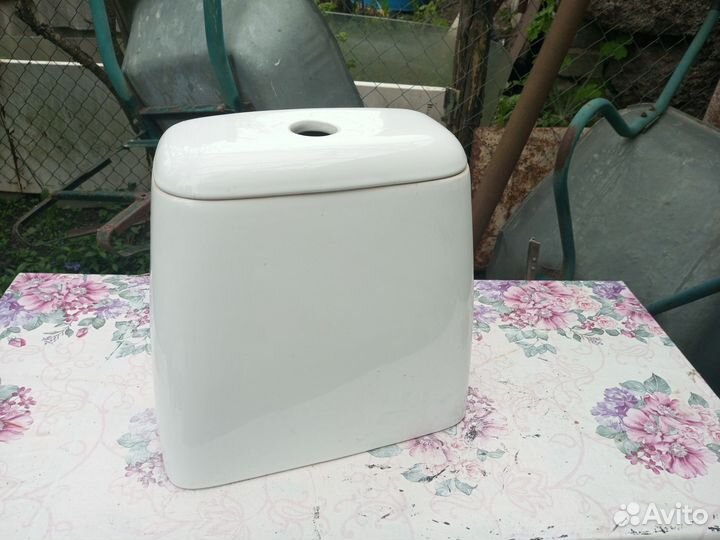 Бачок для унитаза бу