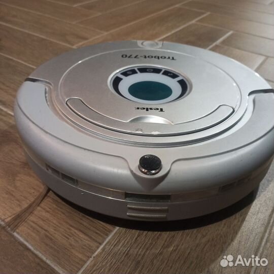 Робот пылесос