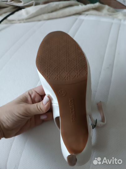 Туфли босоножки женские 36 размер белые