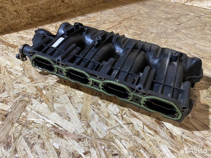 Коллектор впускной 1.8 BZB VW Passat B6 CC 05-12