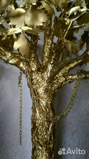 Золотое дерево