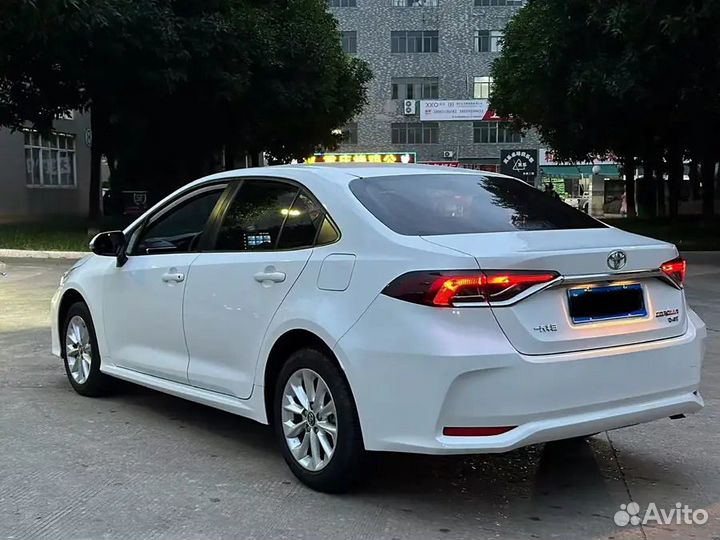 Toyota Corolla 1.2 CVT, 2022, 21 000 км