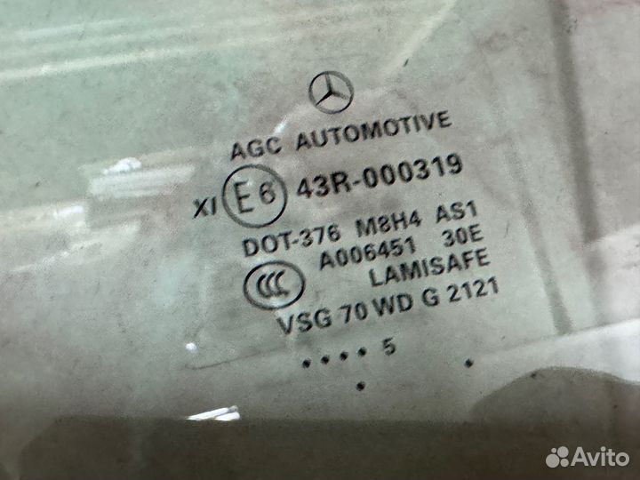 Стекло водительской двери триплекс Mercedes GL X16