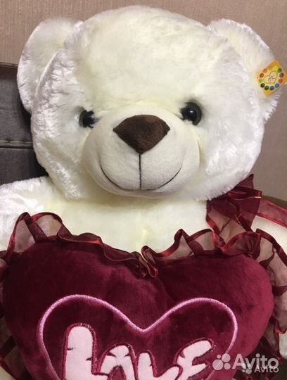 Большой новый мишка с этикеткой