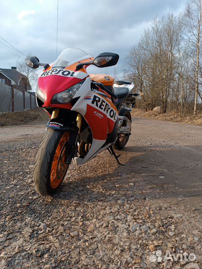 Honda CBR 1000RR Fireblade (ABS)