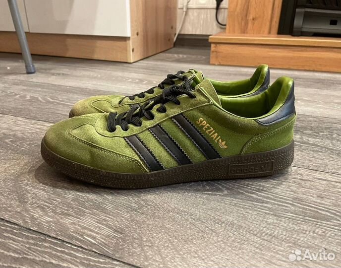 Кроссовки adidas spezial
