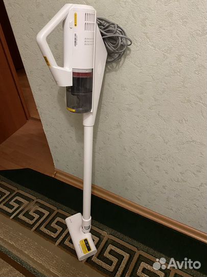 Вертикальный пылесос deerma