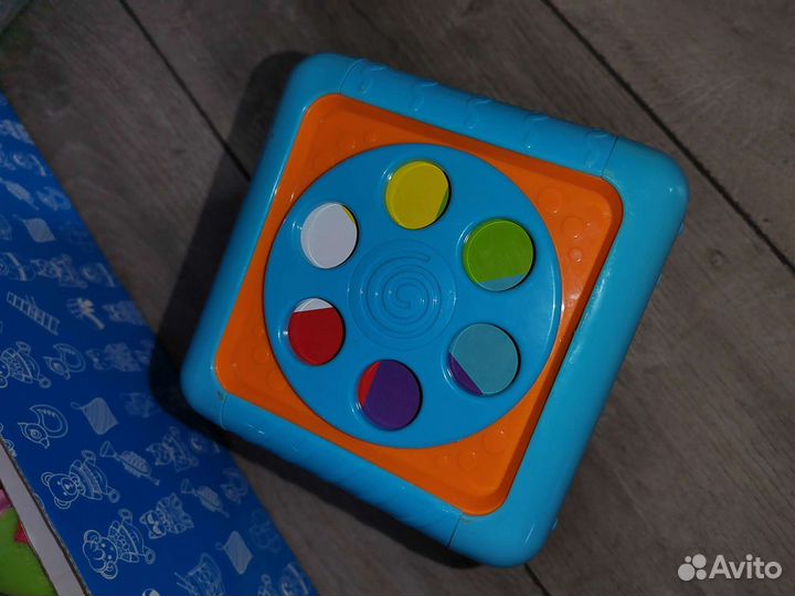 Развивающие игрушки куб