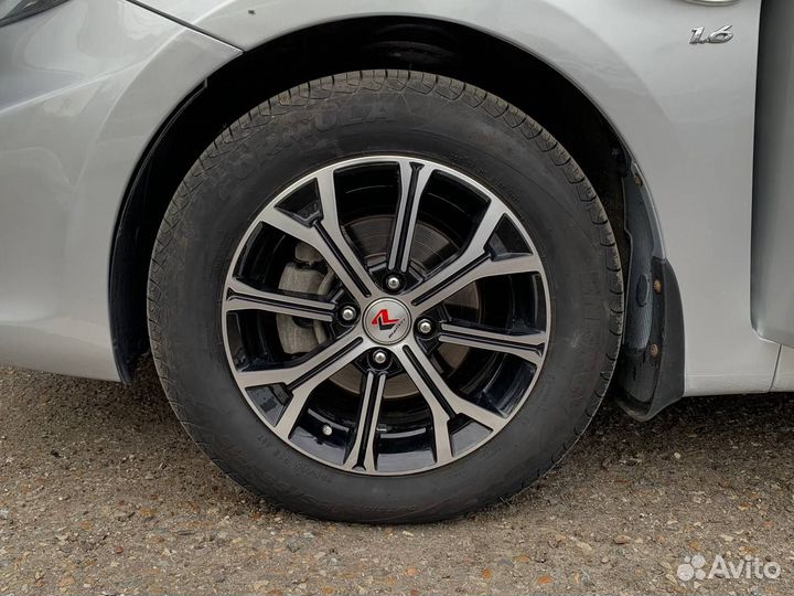 Hyundai Solaris 1.6 AT, 2012, 160 200 км