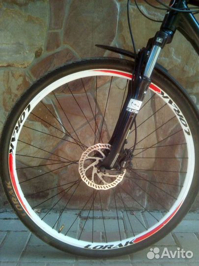 Lorak - Civic 300 28