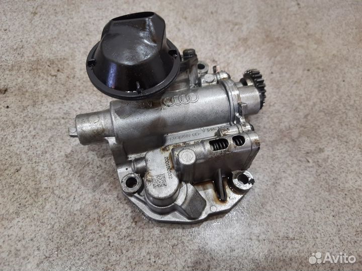 Масляный насос оригинал для 2.0 tfsi Audi A4B8