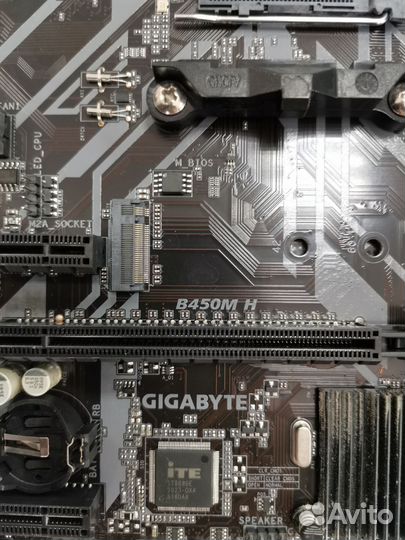 Материнская плата B450M-H