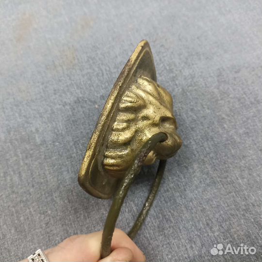 Дверная ручка Голова льва. Металл (сзр)