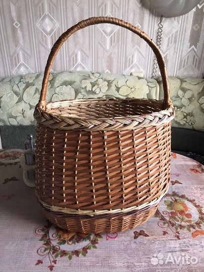 Корзинка плетенная