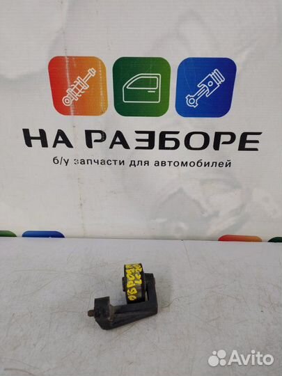 Ролик обводной Toyota Land Cruiser 200 1VD-FTV