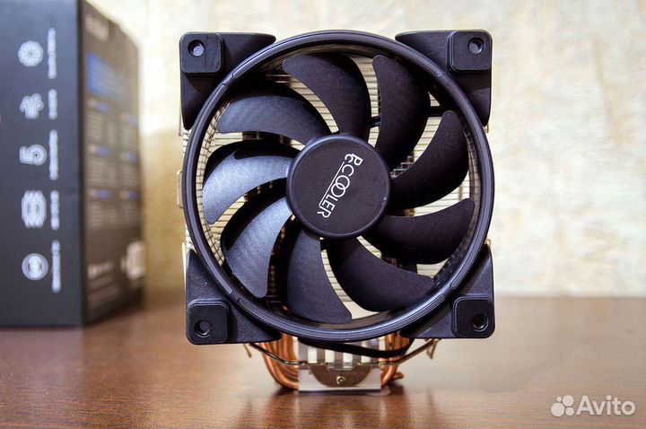 Новый башенный кулер PCCooler