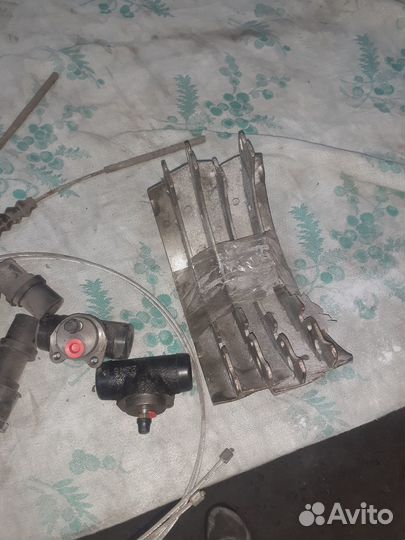 Тормозные колодки задние