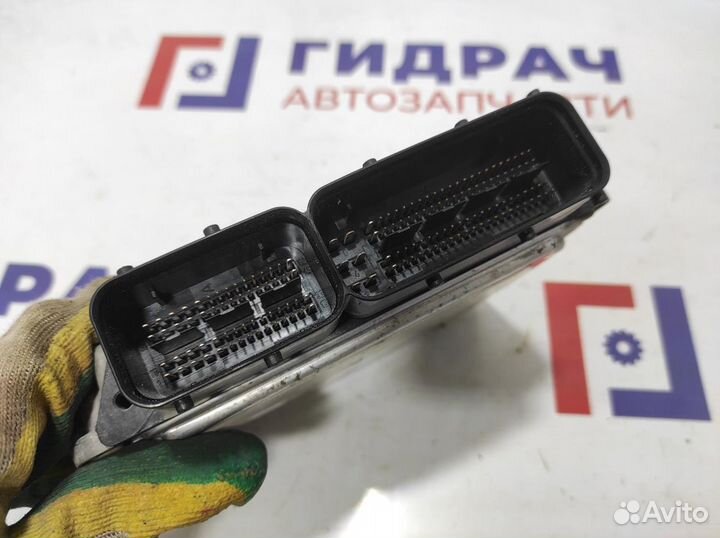 Блок управления двигателем Skoda Superb 2 3T0907115F