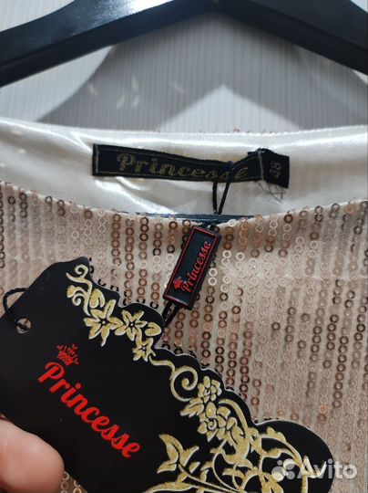 Нарядное платье