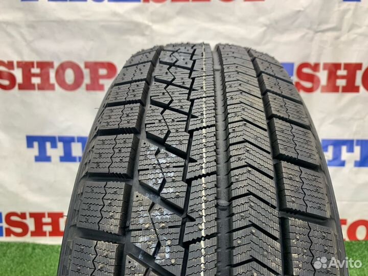 Bridgestone Blizzak VRX 215/60 R16 95S