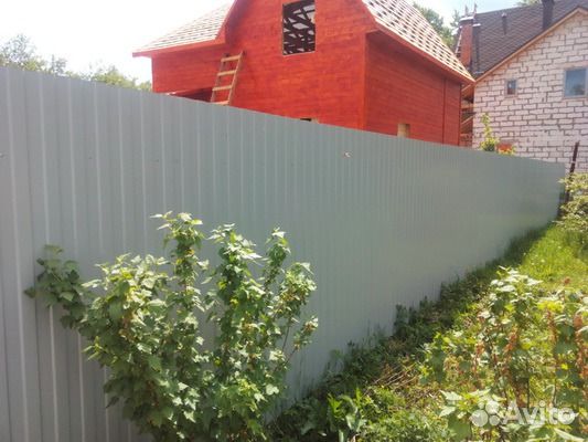 Заборы из профнастила