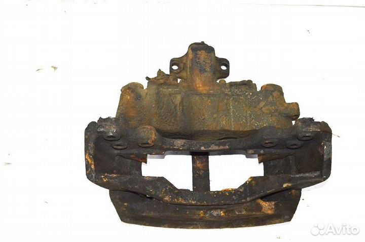 Суппорт переднего моста, левый volvo FH12 2-seeria