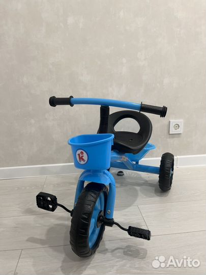 Трехколесный велосипед