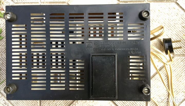 Стабилизатор напряжения 