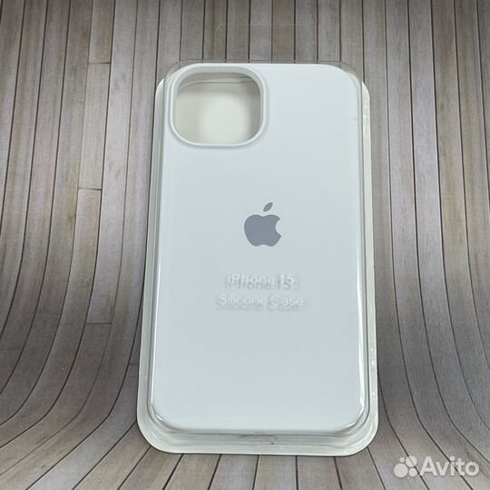 Чехол накладка iPhone 15 Белый