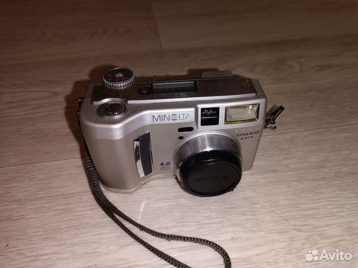 Фотоаппарат Minolta Dimage s414