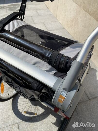 Велоколяска Thule Chariot