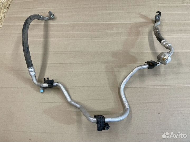 Трубка кондиционера длинная толстая Киа Сид 1