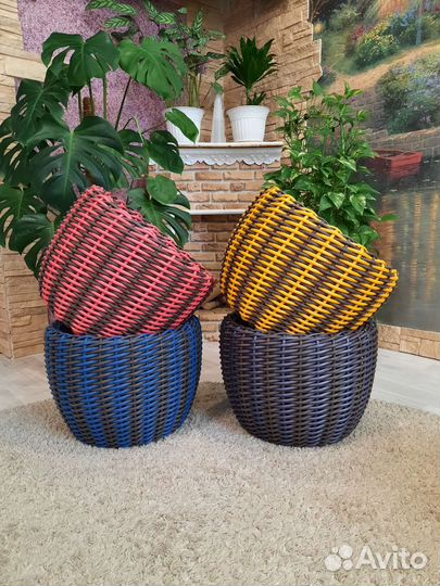 Кашпо из ротанга