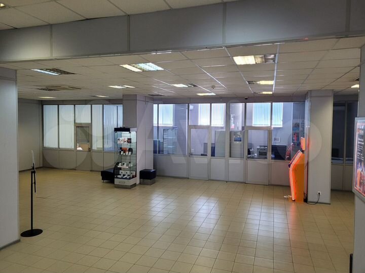 Сдам помещение свободного назначения, 390 м²