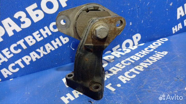 Кронштейн опоры двигателя Fiat Albea седан