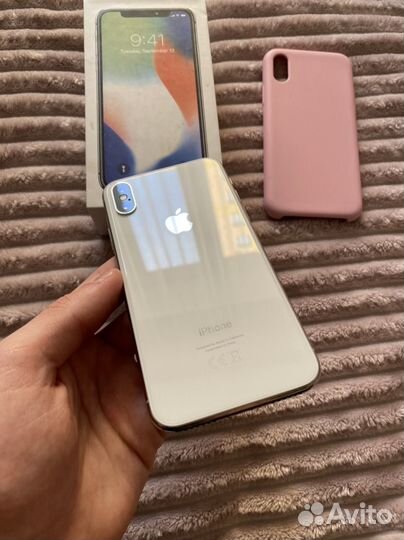 iPhone X, 64 ГБ