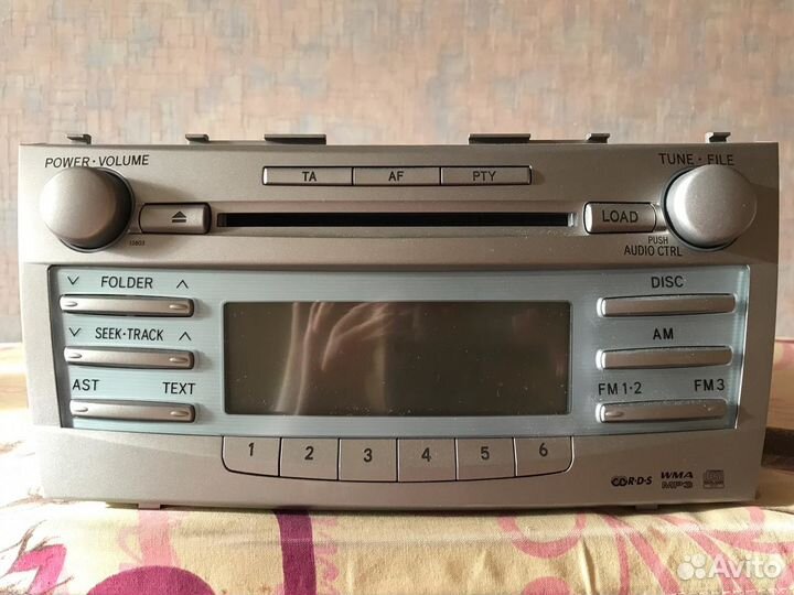 Штатное головное устройство Toyota Camry V40