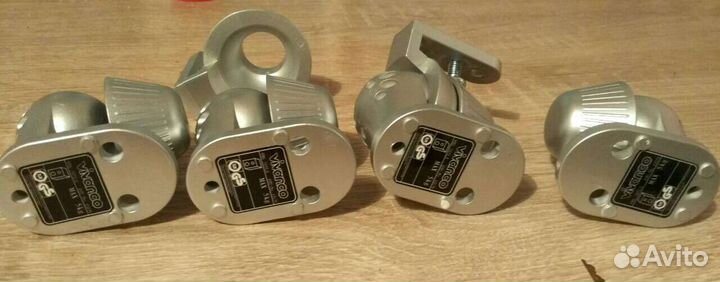 Полочная акустика /Vivanco /Крепление на стену