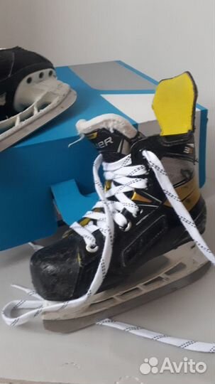 Коньки хоккейные