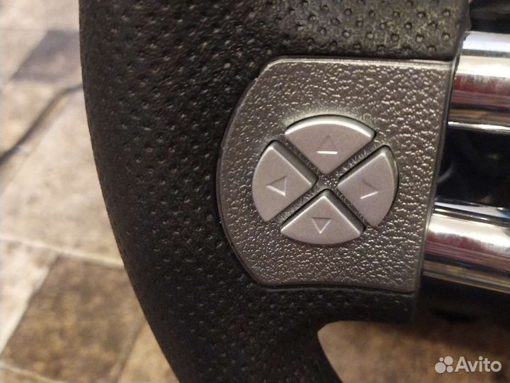 Игровой руль defender