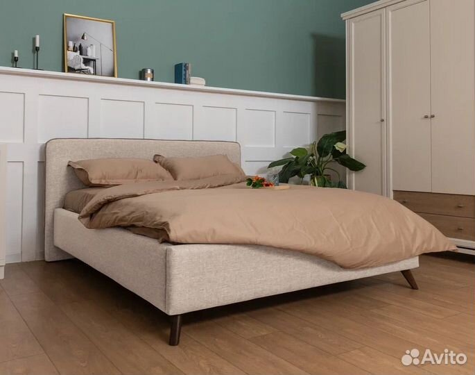 Кровать на заказ. Двуспальная кровать «Процион»