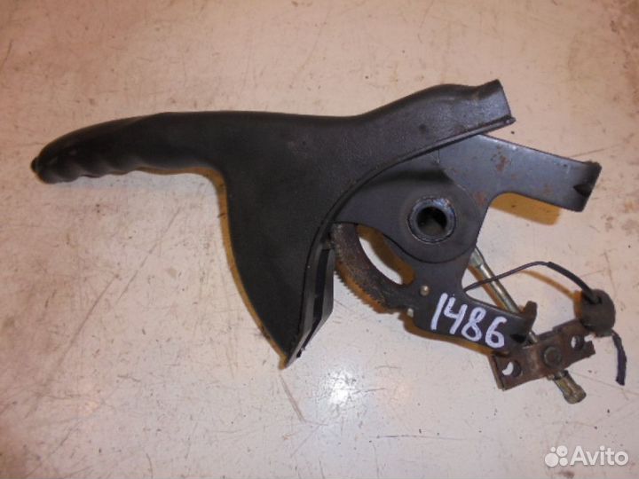 Рычаг стояночного тормоза Hyundai Sonata 3