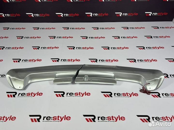 Спойлер Наверх Toyota Land Cruiser 105