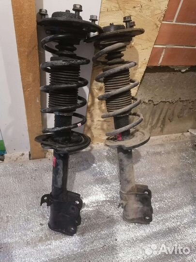 Передние стойки Mitsubishi Colt Z3, Z2