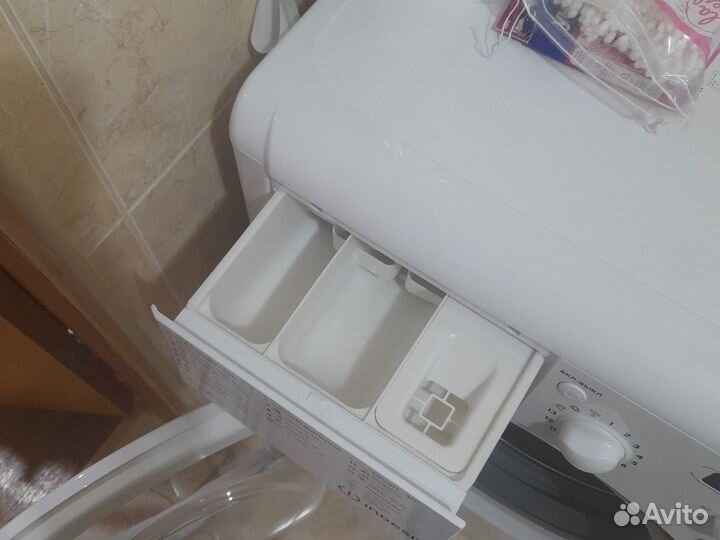 Стиральная машина бу почти новая