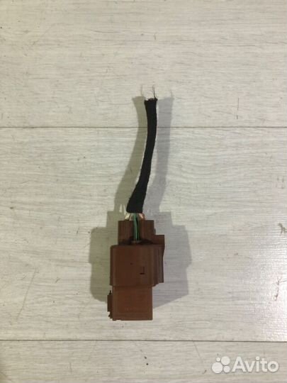 Реле управления вентилятором citroen C4 B7 1.6 мт