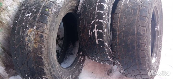 Bridgestone Dueler A/T 265/65 R17